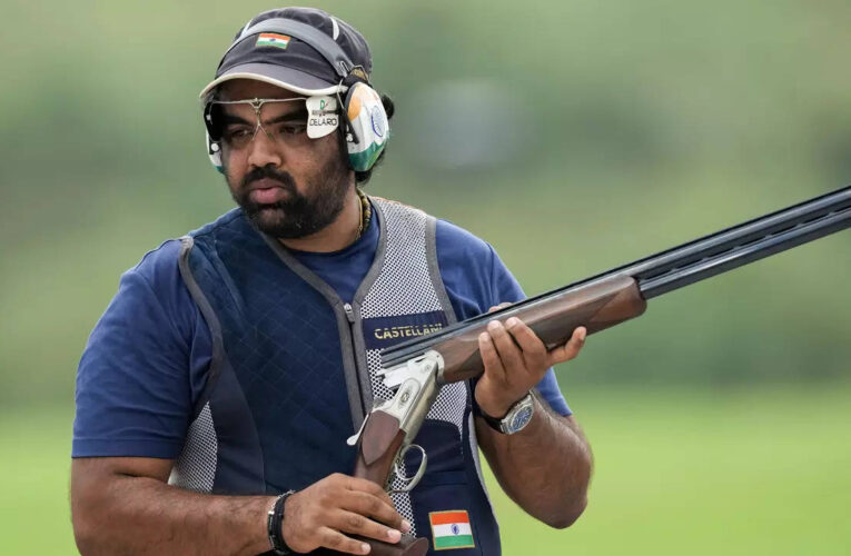 Indian shooters clinch gold and silver in trap shooting team events