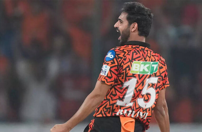 Watch: Bhuvneshwar snatches victory from jaws of defeat