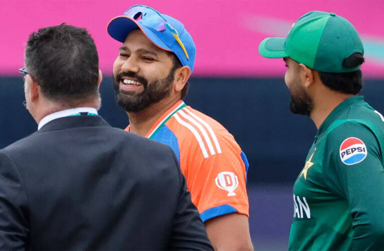 Rohit forgets coin in his pocket during toss; Babar bursts into laughter