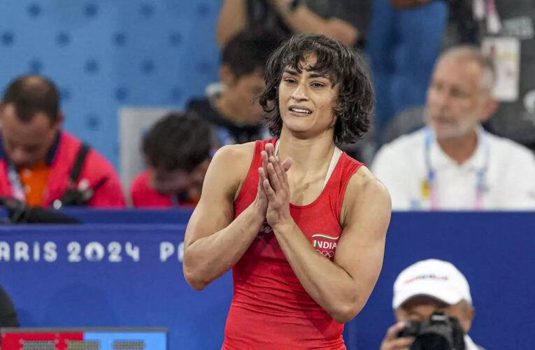 Maybe I can return to wrestling: Vinesh Phogat