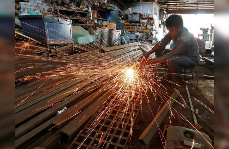 India losing to smaller rivals in manufacturing: World Bank